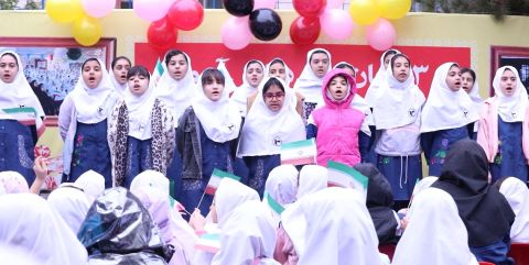 برگزاری مراسم یوم الله سیزده آبان در مدارس هما
