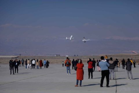 اولین نمایشگاه صنعت هوایی در فرودگاه پیام