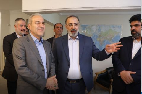بازدید مدیرعامل صندوق بازنشستگی کشوری از صندوق بازنشستگی هما