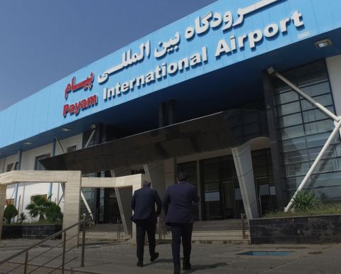 بازدید مدیرعامل صندوق بازنشستگی هما از فرودگاه پیام و برقراری اولین پرواز هواپیمایی چابهار به عتبات عالیات