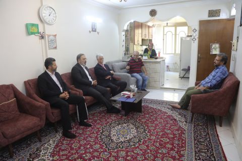 تکریم بازنشستگان "هما"و گرامی داشت روز خانواده